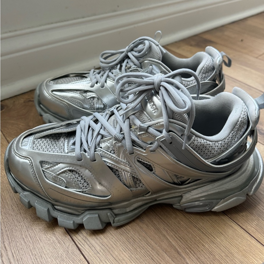 Balenciaga Track Chunky Sneakers - Picture 3 of 6